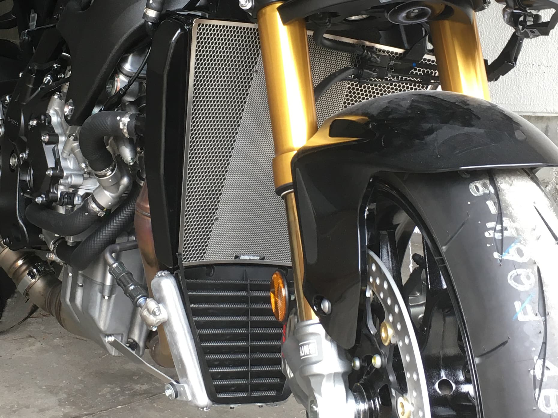 ラジエター　CBR1000