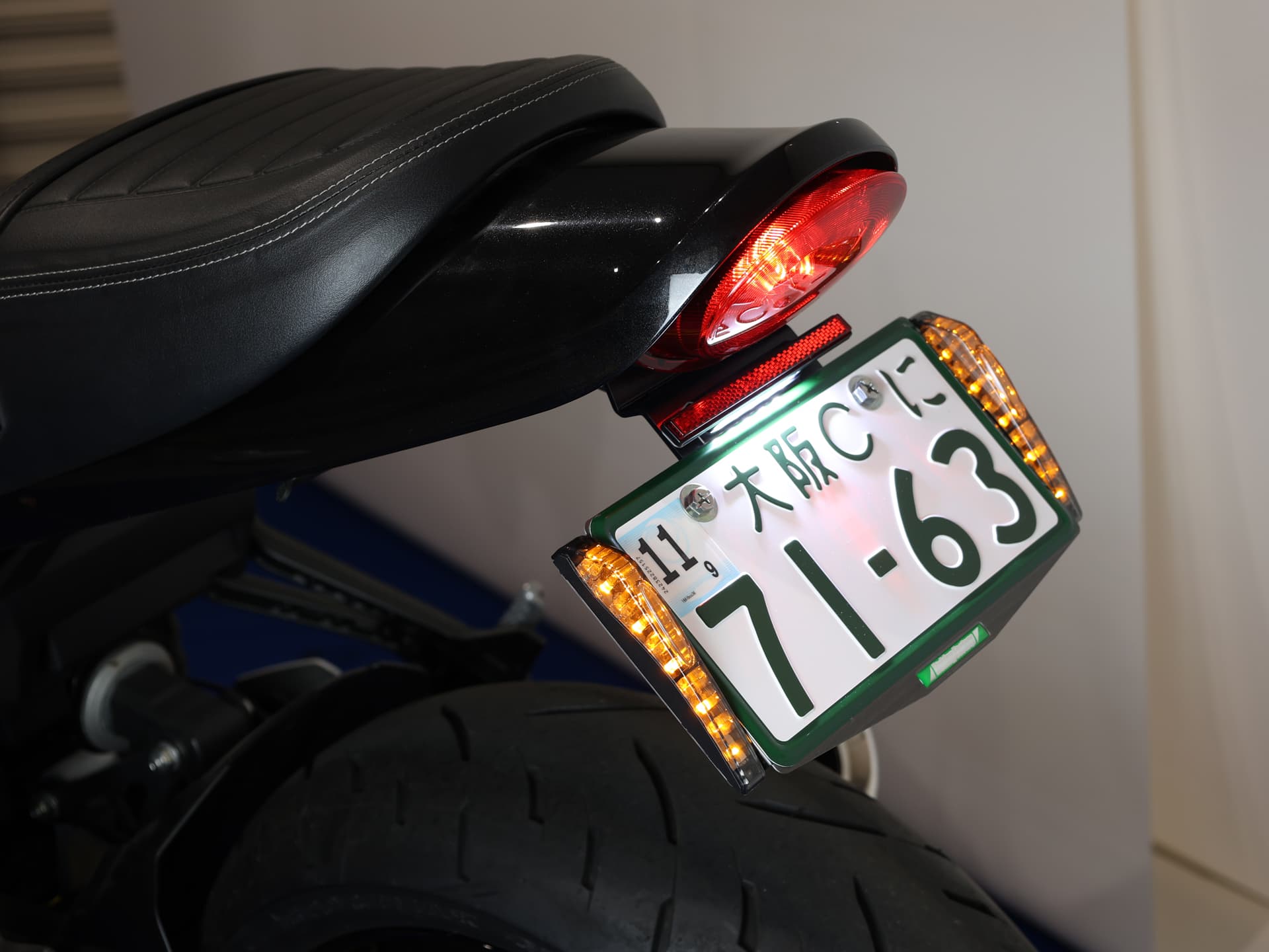 専用JE285.JF182★2点セット 1/10 EP 4WD フェーザーMk2 FZ02-R レディセット 1971