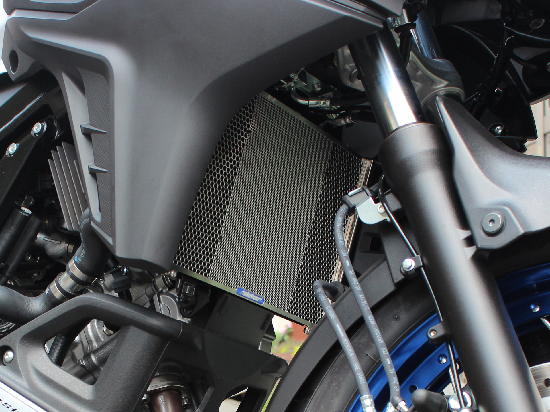 V-Storm650(19~)用ラジエターガード